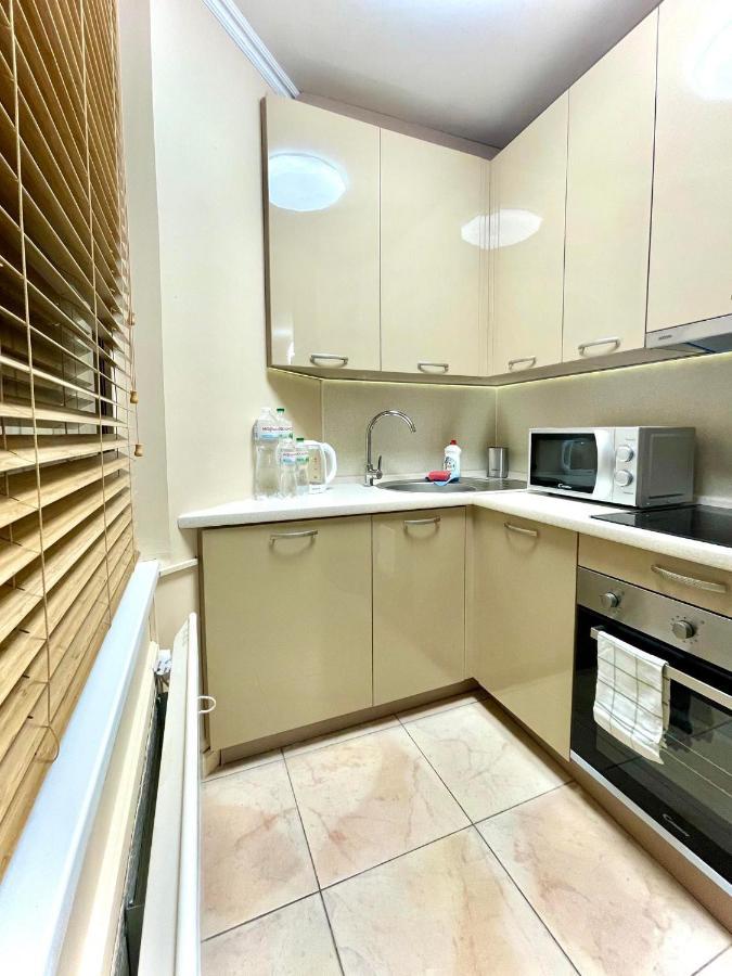 Apartamento Great One Bed Right Near Opera House Kiev Exterior foto